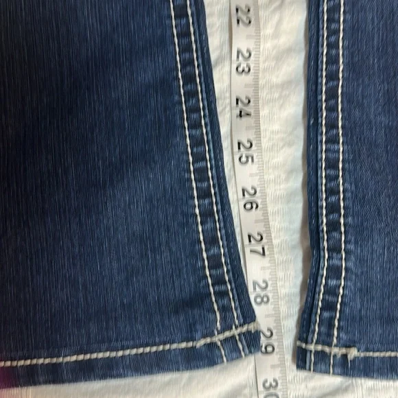 Miss Me Jeans - Picture 7 of 12